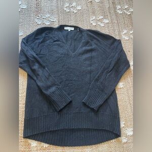 Black V-Neck White & Warren Cashmere Pull Over Sweater Small